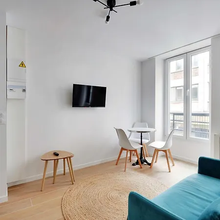 Newly Renovated Republique Appartamento *