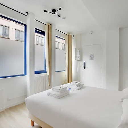 Newly Renovated Republique * Parigi