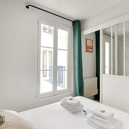 Newly Renovated Republique * Parigi