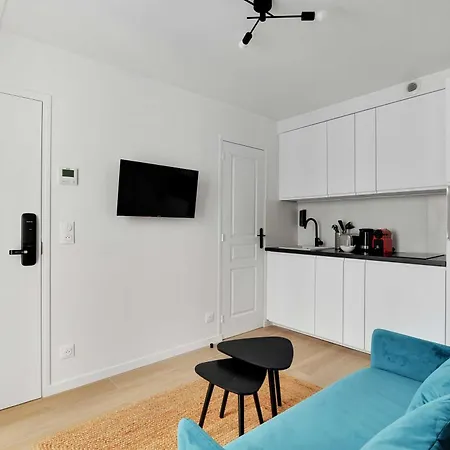 Newly Renovated Republique Appartamento *