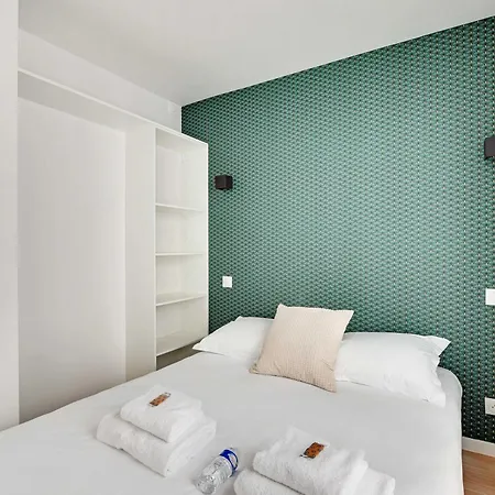 Newly Renovated Republique * Parigi