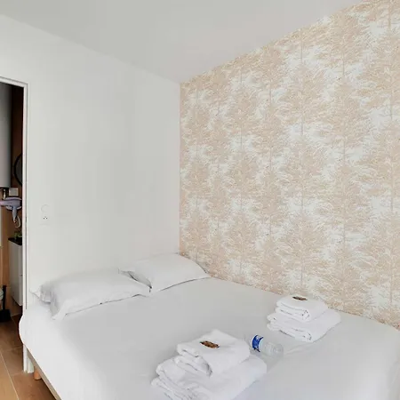 Newly Renovated Republique * Parigi
